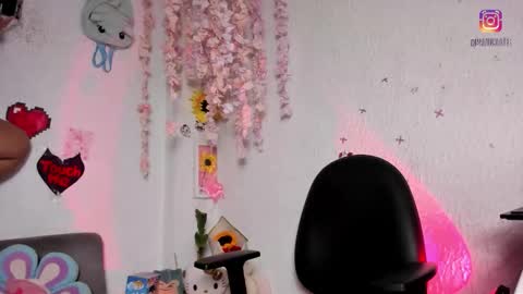 Emily online show from April 9, 4:37 am