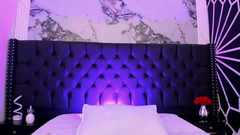 Emily online show from April 4, 6:45 am