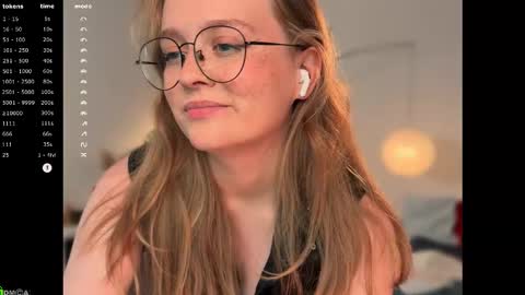 Emily  online show from October 5, 2:22 pm