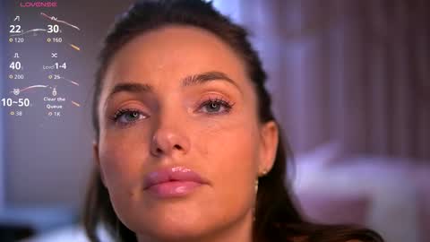 Snapshot of emilyjuarez chatting on October 14, 12:52 pm Emily online show from October 14, 12:52 pm