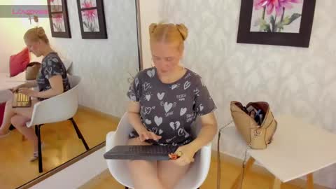 Summer 3 online show from January 26, 10:46 pm