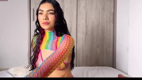 Snapshot of emilytolson_ chatting on October 1, 8:03 pm Emily online show from October 1, 8:03 pm