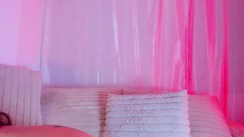    online show from April 14, 11:49 pm