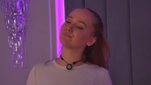 emisterling online show from June 25, 11:13 am