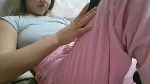 emma_991 online show from October 9, 1:59 pm