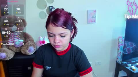 emma_boo_ online show from February 15, 3:33 pm