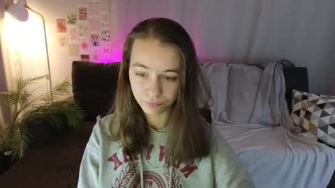 emma_chaser online show from November 29, 8:40 am