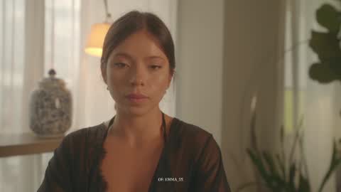 emma_lu1 online show from September 9, 9:25 pm