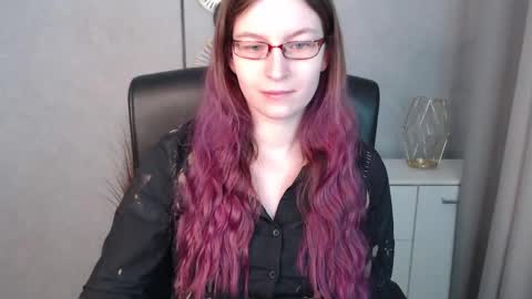 emma online show from January 31, 6:35 am