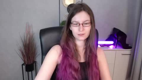 emma online show from December 22, 6:27 am