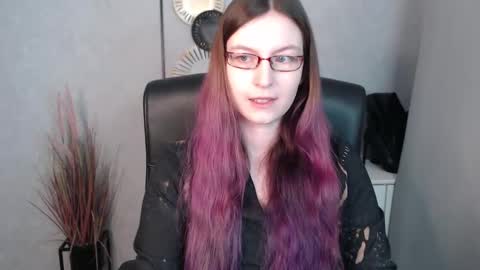 emma online show from February 19, 6:55 am