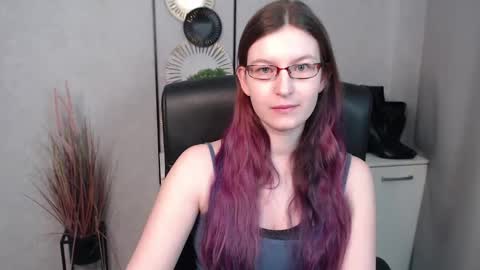 emma online show from February 20, 6:39 am