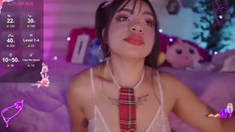 Snapshot of emma_soffia_ chatting on October 2, 7:08 pm EMMA online show from October 2, 7:08 pm