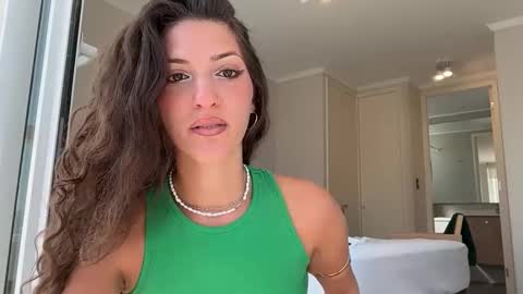 Emma online show from February 6, 2:20 pm