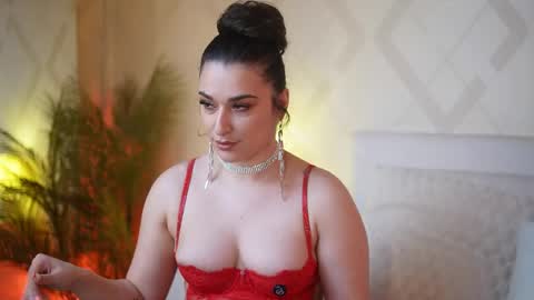  Emma  online show from April 26, 7:55 pm