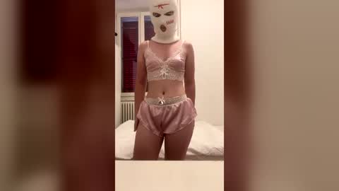 emmahot66609 online show from July 18, 5:22 am