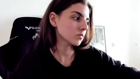 Emma online show from July 9, 11:45 am