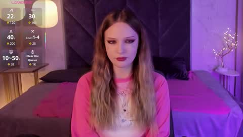 Emma online show from November 26, 9:38 pm