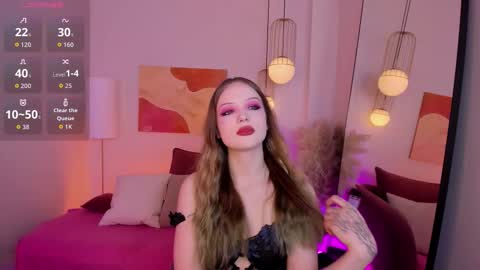 Emma online show from November 14, 9:26 pm