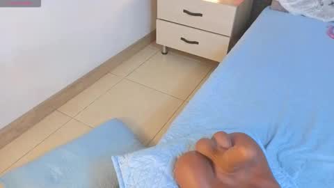 emmi_collins online show from October 30, 9:27 pm