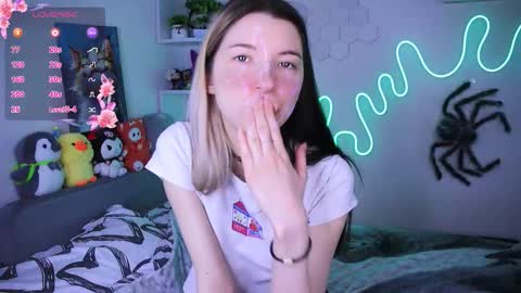 emmie_everly online show from March 4, 11:39 am