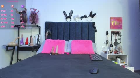          online show from February 5, 11:55 am