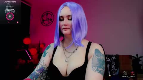 Snapshot of emmybrightj_ chatting on February 18, 12:59 am Emmy Bright 50 online show from February 18, 12:59 am