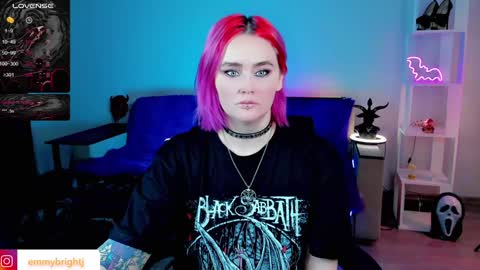 Snapshot of emmybrightj_ chatting on January 23, 2:02 am Emmy Bright 50 online show from January 23, 2:02 am