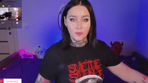 Emmy Bright     50  online show from November 5, 1:33 am