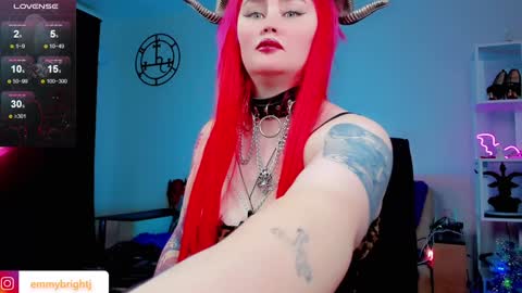Snapshot of emmybrightj_ chatting on January 10, 12:06 am Emmy Bright 50 online show from January 10, 12:06 am