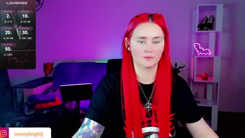 Snapshot of emmybrightj_ chatting on January 15, 12:41 am Emmy Bright 50 online show from January 15, 12:41 am