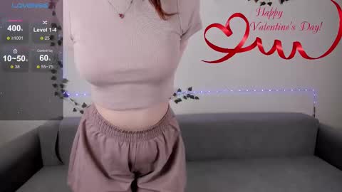 Snapshot of emmyflower chatting on February 13, 5:33 pm emmyflower online show from February 13, 5:33 pm