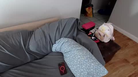 EmoDream1998 online show from March 8, 7:40 pm