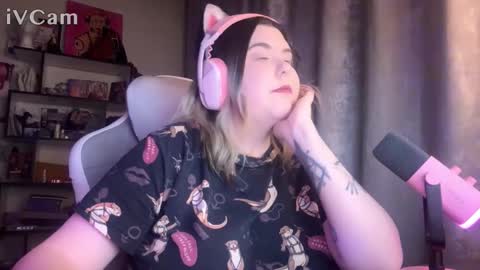 endless_voice_ online show from December 2, 11:12 am