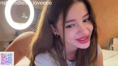 Mia online show from November 8, 10:04 pm