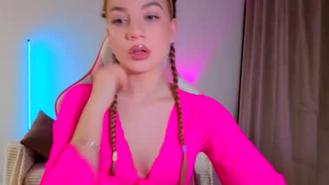 enjoyeverymoment_ online show from December 2, 5:31 am