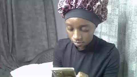 Snapshot of enkarxx chatting on September 10, 6:19 pm enkarxx online show from September 10, 6:19 pm