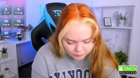 erica_love_ online show from March 1, 7:30 am