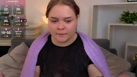 erica_love_ online show from February 4, 8:17 am