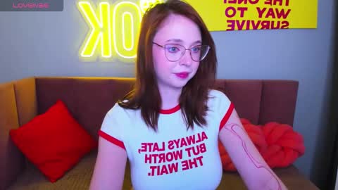 Erica 3 online show from November 28, 1:19 am