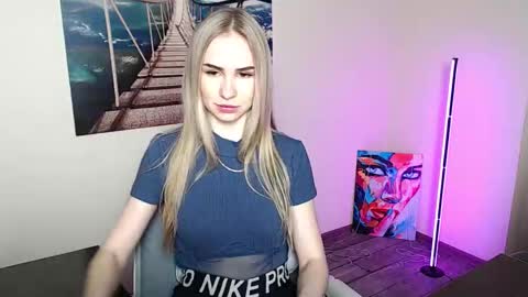 Erika online show from June 2, 12:06 pm