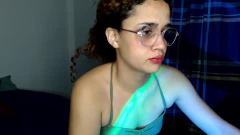 Snapshot of erixed chatting on October 26, 5:03 am Gabs online show from October 26, 5:03 am