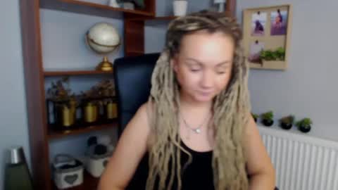 Snapshot of erotic_kaya chatting on December 11, 5:36 pm KAYA online show from December 11, 5:36 pm