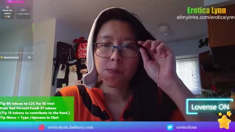 Snapshot of eroticalynn chatting on March 10, 6:23 pm Lynn online show from March 10, 6:23 pm