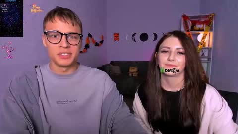 esma_shine online show from October 23, 9:10 pm