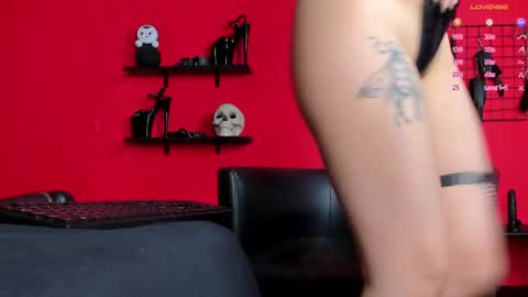 esme_fox online show from March 23, 9:26 am