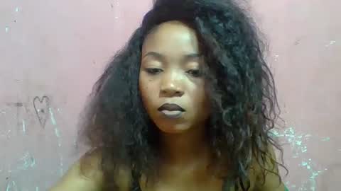 estelah20 online show from December 5, 5:51 am