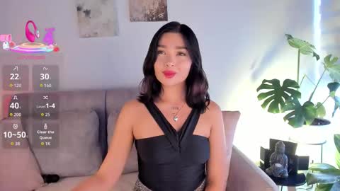 Is secret online show from November 3, 7:40 pm