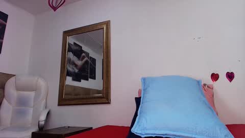 Estrella online show from March 10, 11:55 am