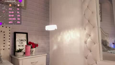  Eurekaa  online show from January 9, 3:11 am